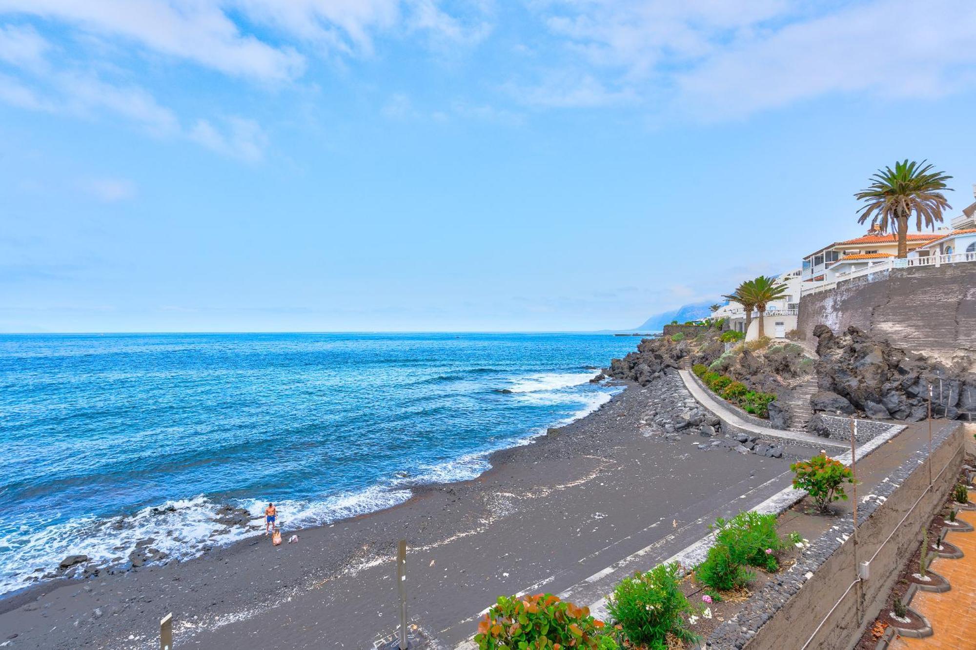 Neptuno 2a017 * Puerto de Santiago (Tenerife)